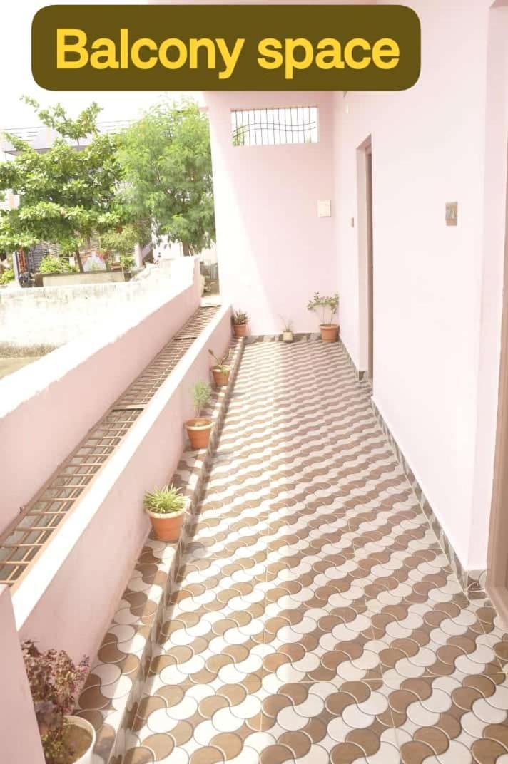 Classic Homestay Хампі Екстер'єр фото